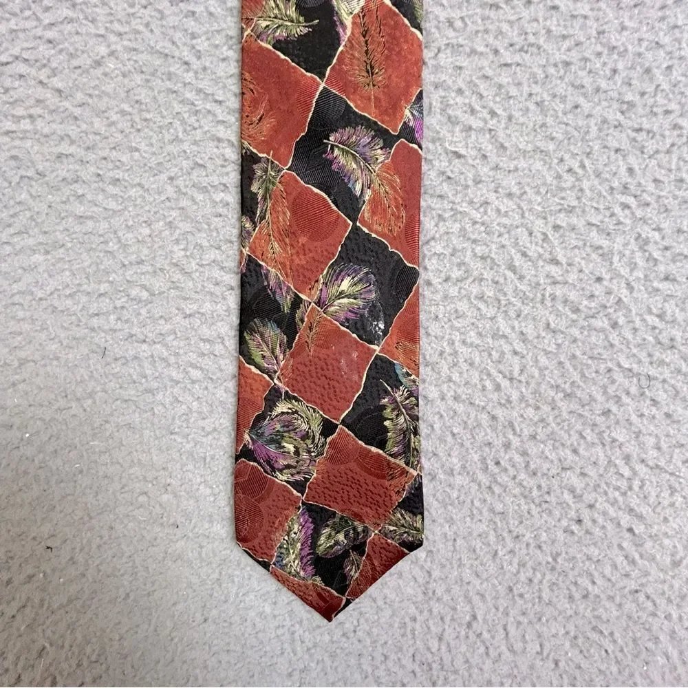 Hugo Boss men’s Feather Patterned Tie silk rust and black